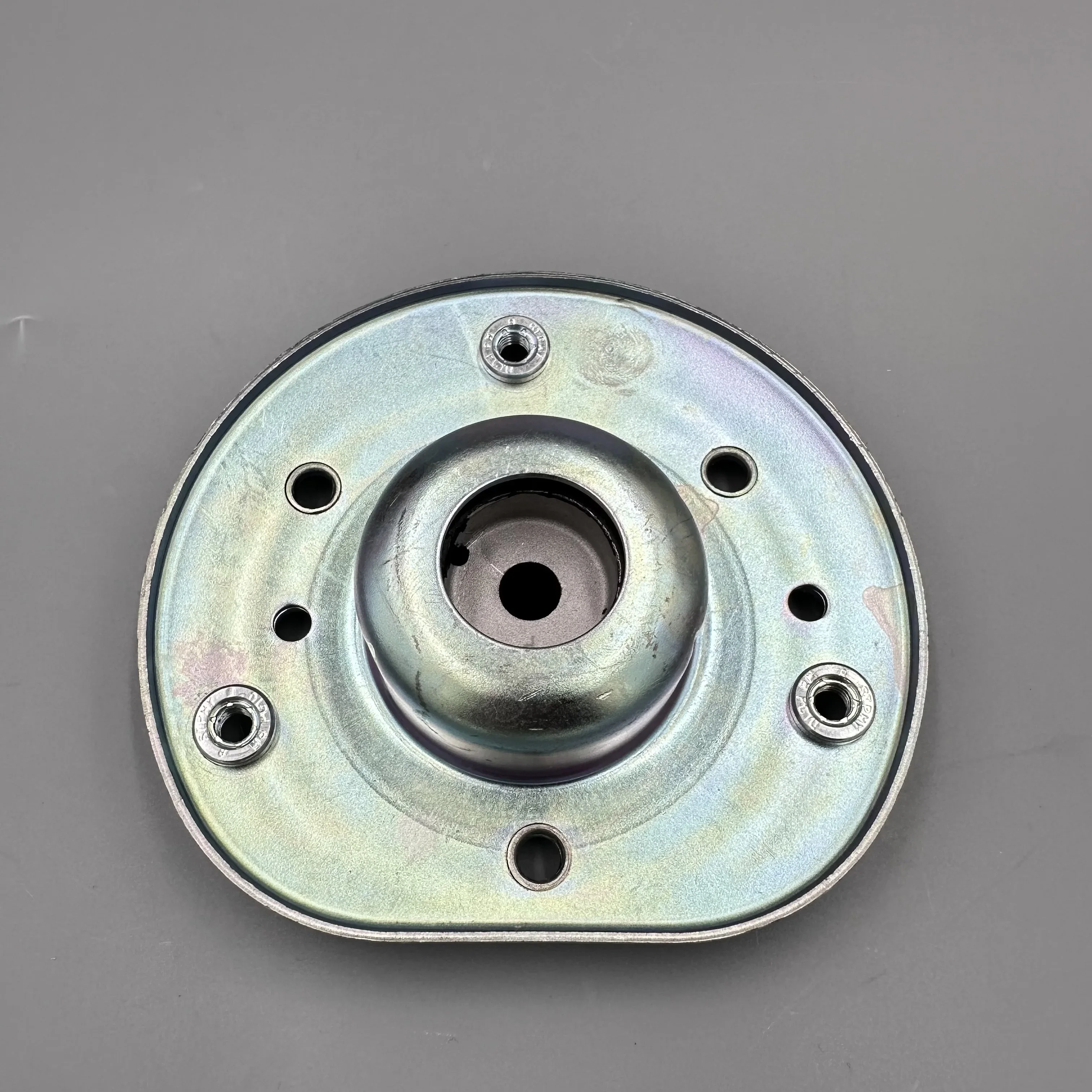 

Front Right Shock Absorber Mounting LR001145 LR032578 LR024477 GL1320 For Land Rover Freelander 2 2006 - 2014