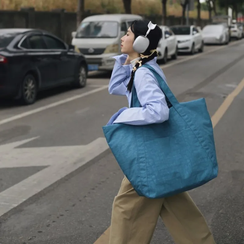 

Beautiful Women Handbag Office Tote Shoulder Bag for Work Travel Commute Fashion Elegant Chic Practical