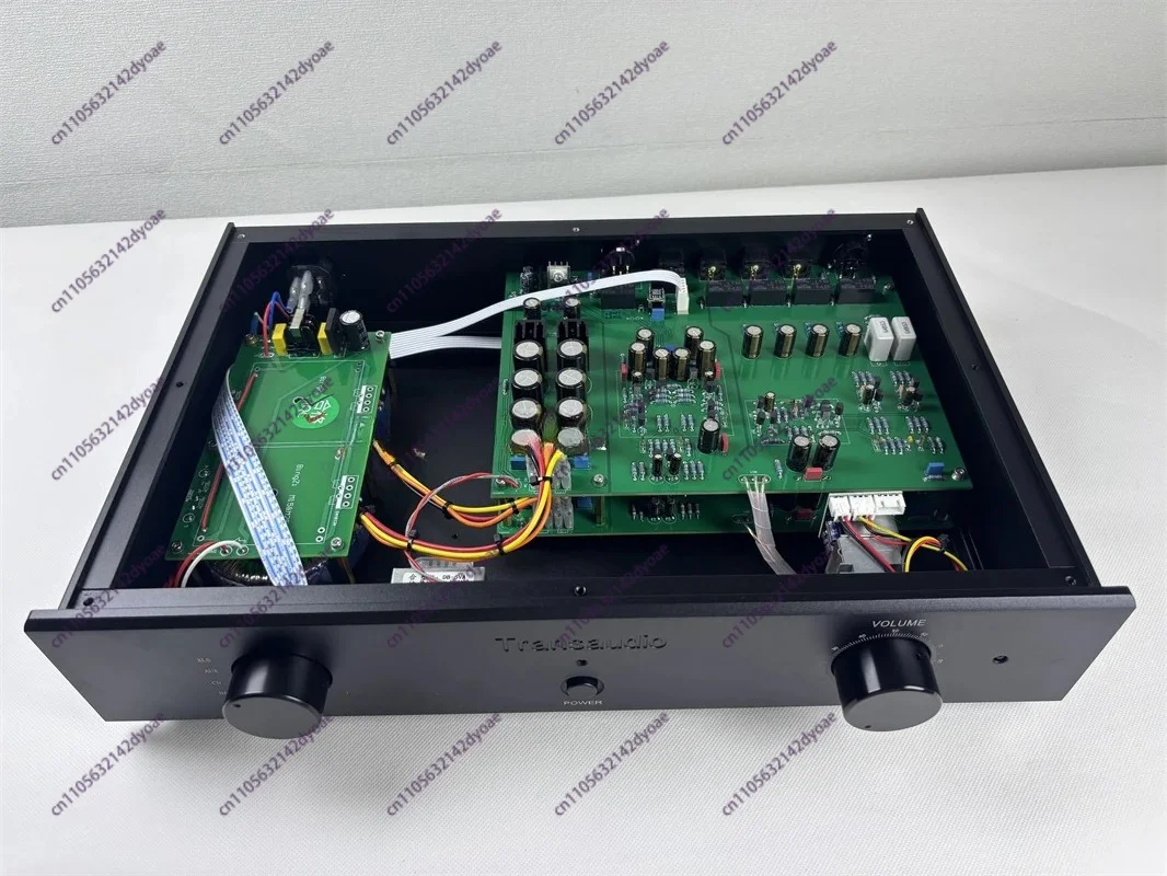 MASTER FM255 Preamplifier With Remote Control, Signal Noise Ratio: 117dB .3Way single ended input+1Way balanced input