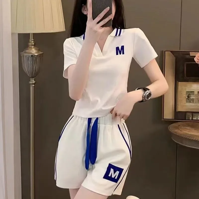 Casual Short Sets for Women 2 Pieces Top and Bottom Two-piece Korean Style Outfit Full New Products Classic Trends Woman Shorts