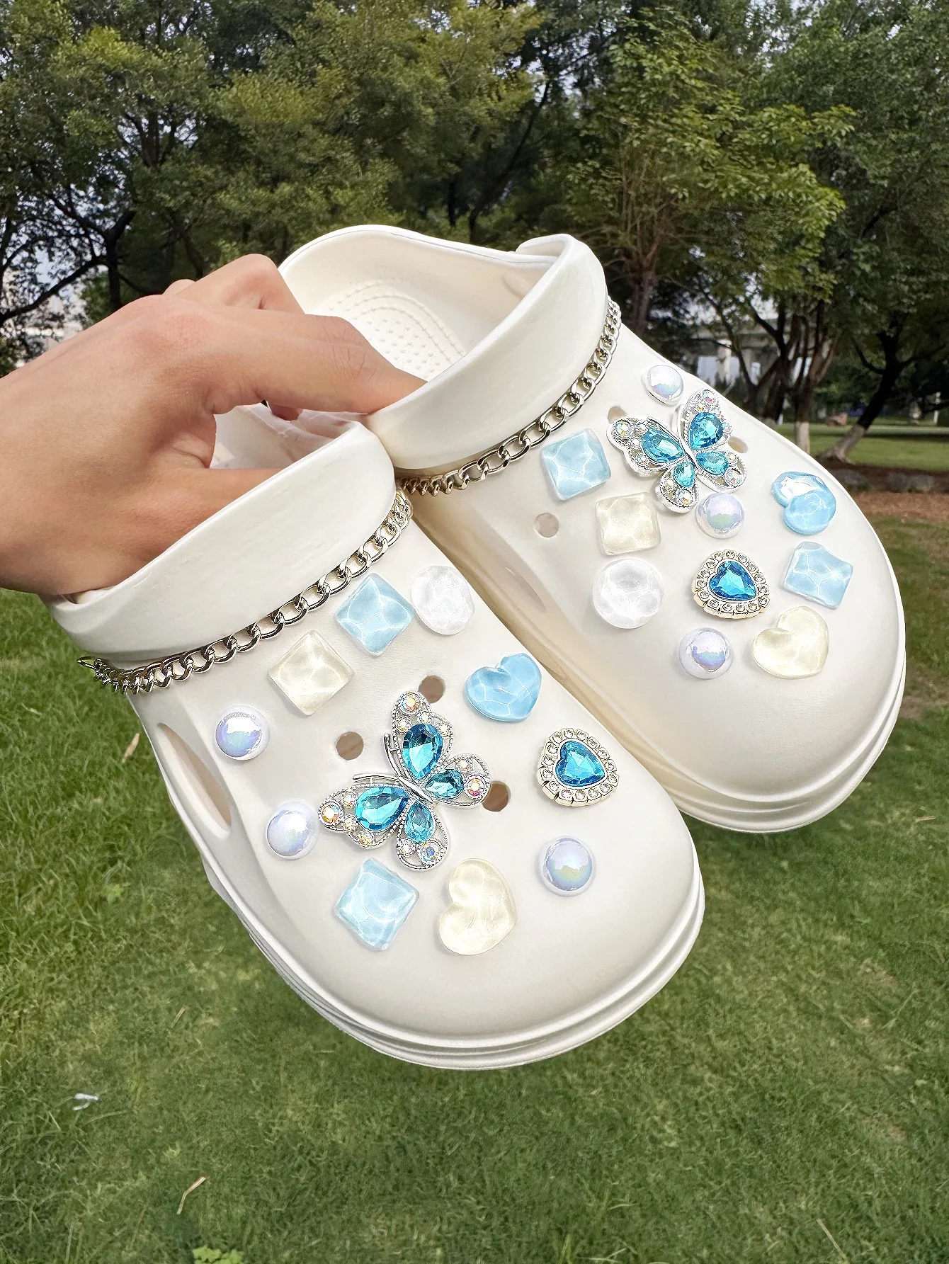 

24 шт. серебряной цепочки, синий ABS любовный бриллиант, бабочка, голубая рябь воды, рябь белой воды, пряжка для обуви из АБС-пластика с жемчугом DIY de