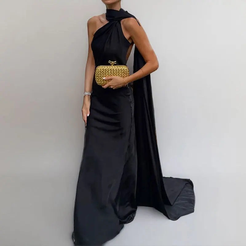 1688新作ワンピース 2025 レディースファッション 夏 無地 ホルターネック サテン エレガント ロングスカート レディース服 トップス