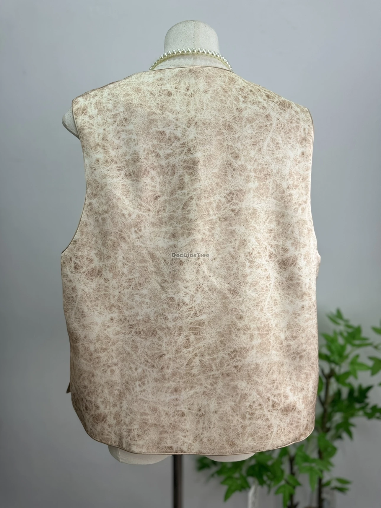 سترة مطرزة على الطراز الوطني الصيني لعام 2025 سترة نسائية للخريف بياقة واقفة بدون أكمام وأزرار شيونغسام سترة بدلة تانغ أنيقة