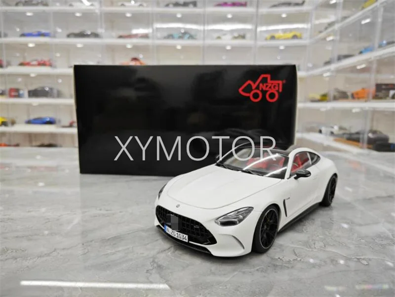 NZG 1/18 für Benz GT63S AMG 4Matic 2021 Diecast Modellauto Weiß/Mattblau/Silber Geschenke Hobby Display Ornamente Sammlung