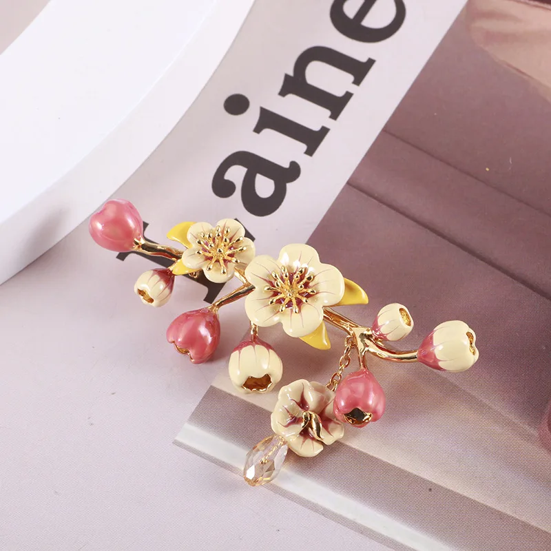 

Fairy Fashion Bohemia Hand-painted Enamel Beautiful Flowers Pink Bud Flower Brooch Corsage Accessories for Women Y2k Accessories