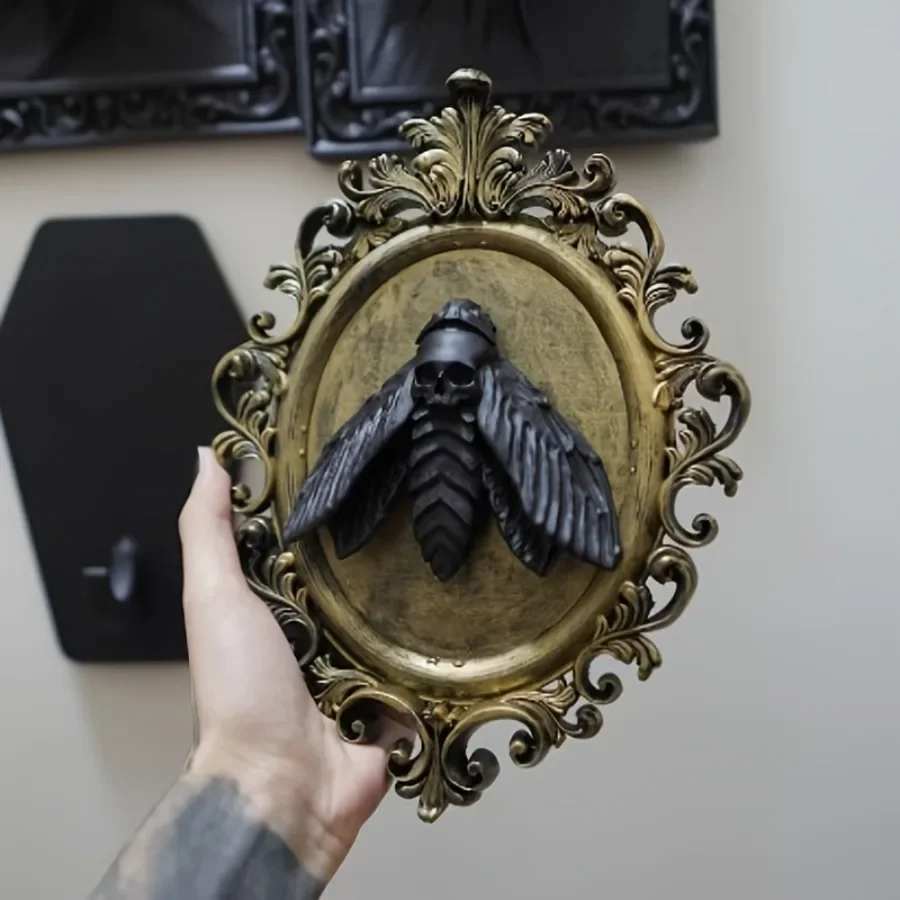 ZGothic Dark Wall Decor Bat Skull Resin Frame with Gold Accents Vintage Style for Home Office Festive
