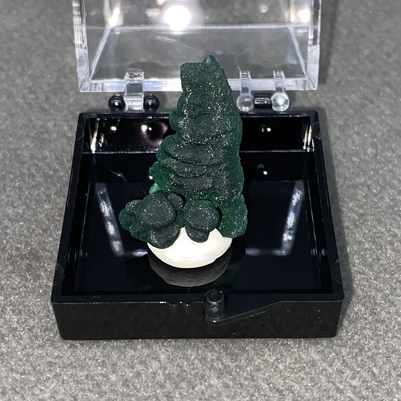 100% natural Columnar  malachite  polished raw stone mineral specimen healing crystal gem collection+Box size:35*35*35mm