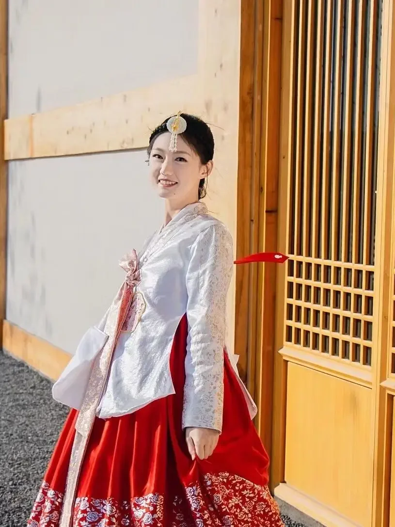 

Women Hanbok Dresses Korean Fashion Ancient Wedding Costumes Traditional Party Asian Palace Cosplay Stage Performance Clothing