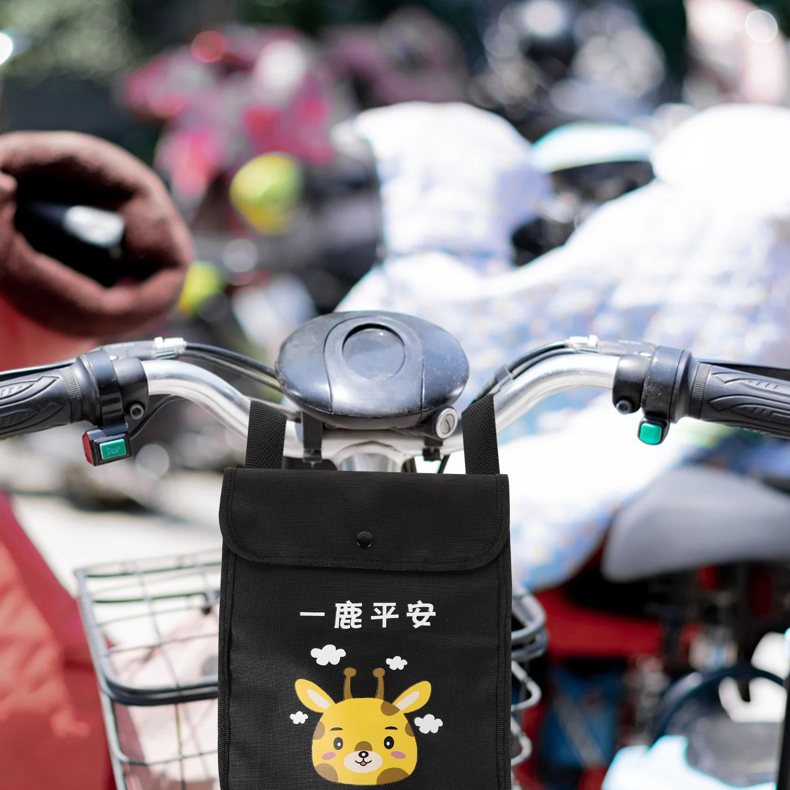 Borsa da appendere per scooter elettrico Custodia frontale impermeabile per cestino per bici Tessuto Oxford Design durevole Uso portatile