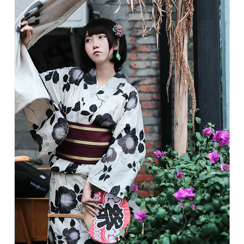 

Japanese Kimono Yukata Japanese and Japanese Style Photo Kimono Small Fresh and Elegant Black Camellia Modified Version