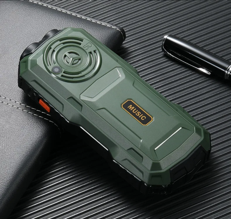 YEEMI Q5 LTE 4G Mobile Phone 2.4'' Screen 3000mAh Dual SIM HD Call Camera FM Double LED Flashlight Type-C Outdoor Button Phone