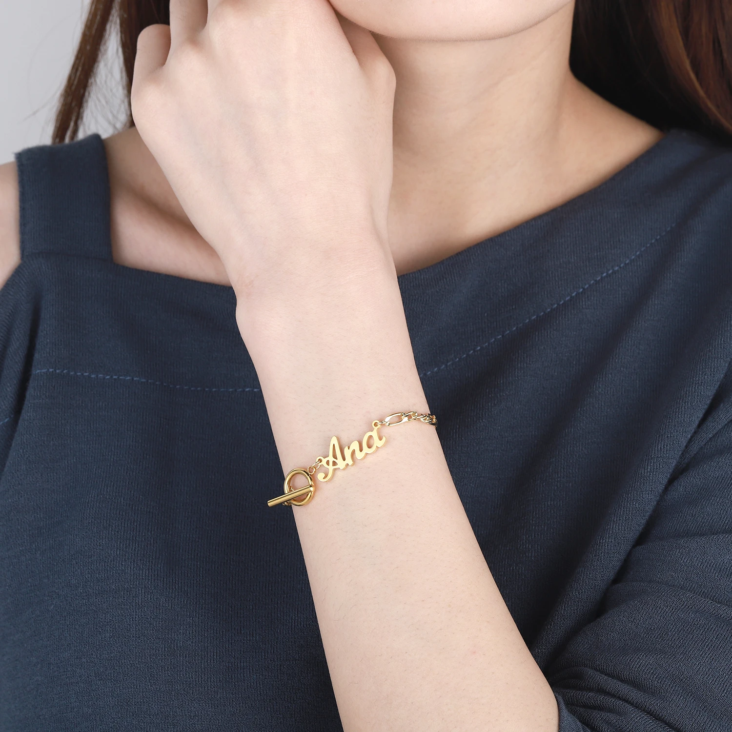 

Браслет с рукописным именем на заказ, позолоченный браслет из нержавеющей стали 18 карат, роскошные унисекс, персонализированные предметы, рождественский подарок для него и для нее