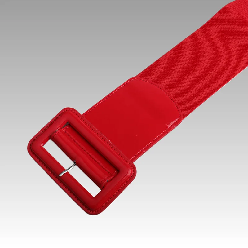 A stretchy elastic mirror leather wide waistband for daily wear, paired with a dress, shirt, and coat