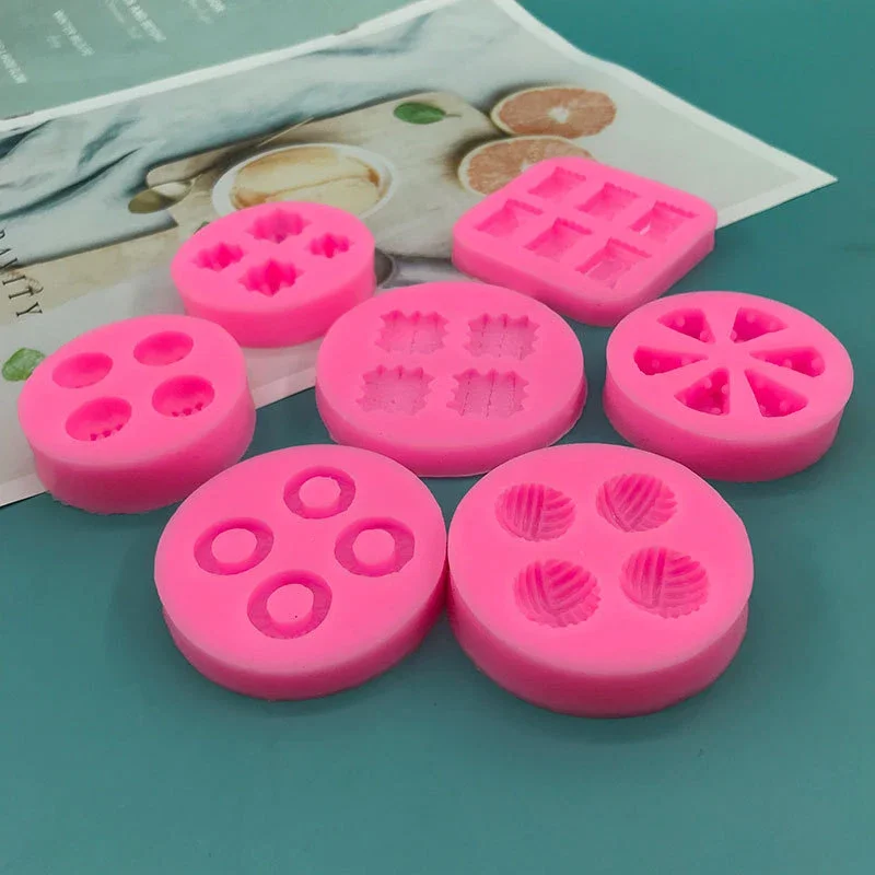 1Pc Food Shape Molds Waffles Cookie Cheese Chocolate Chip Donuts Cake Decorating Tools Soft Silicone Creative Fondant Mold