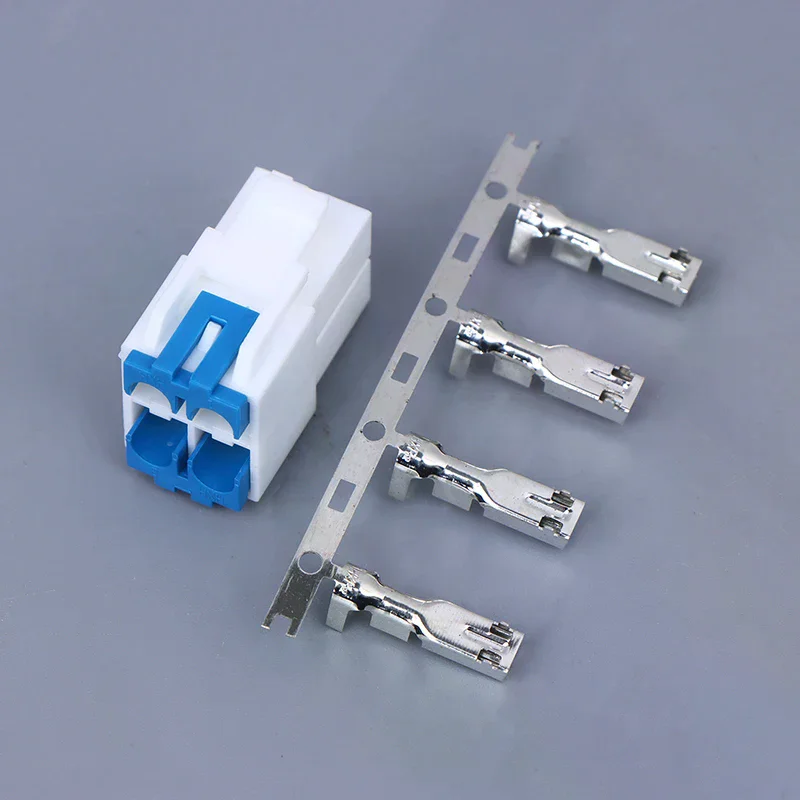 1Set 4-Pin Power Stecker Stecker Für Icom IC-7000 IC-7100 IC-7400 IC-7600 YAESU FT-450 KENWOOD TS-480 Radio DIY Kabel Stecker