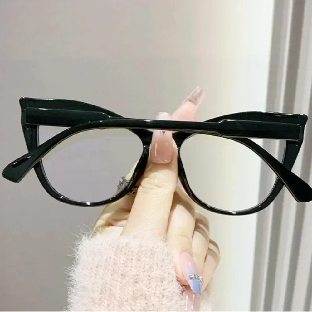 

Women's Cat Eye Glasses - Gradient Blue Light Blocking Frames, Fashion Computer Eyewear (Gift Ready) Очки