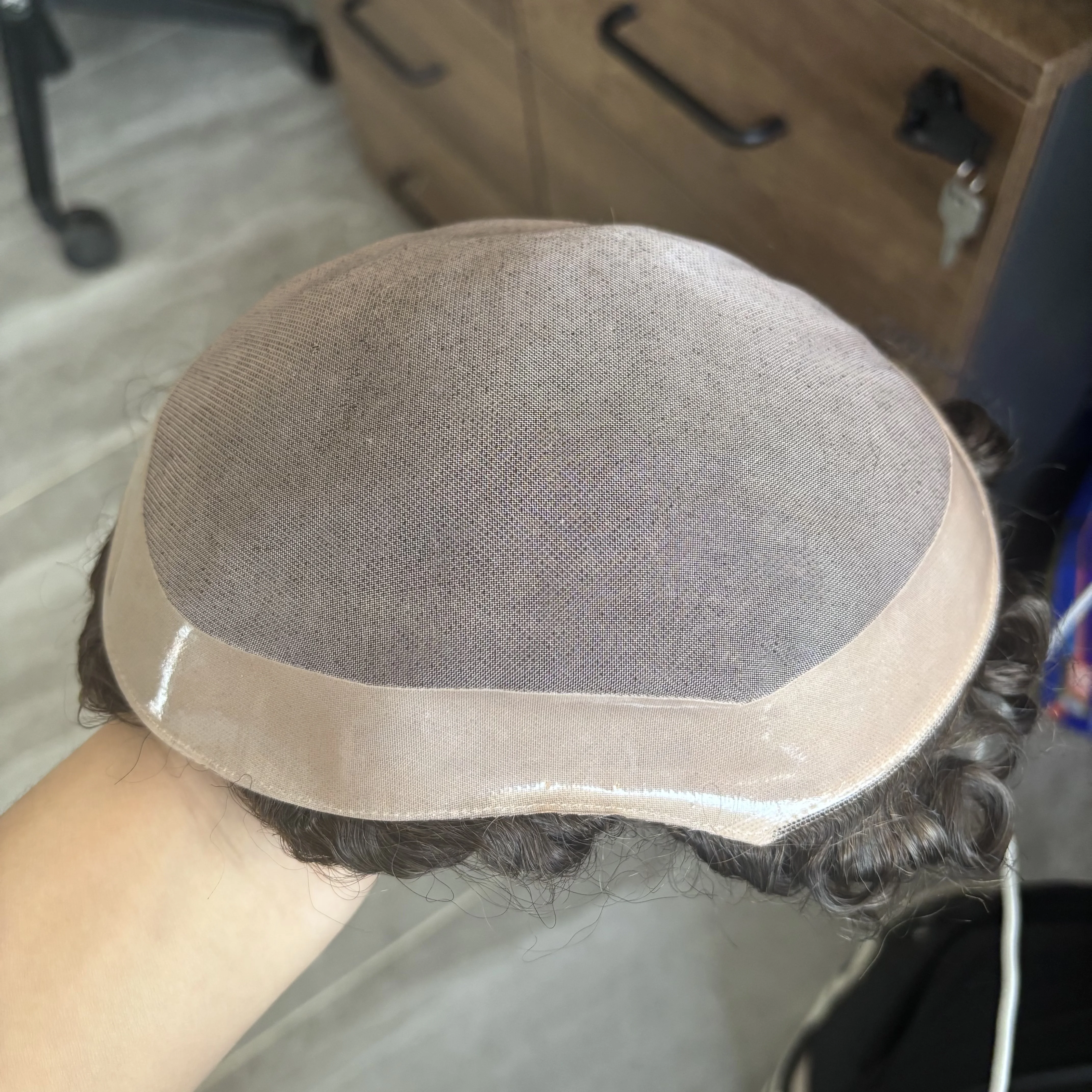 داكن كول براون طويل آخر رجل 6 بوصة Npu أحادية شبكة قاعدة الشعر المستعار غير قابل للاكتشاف حريري مستقيم/30 مللي متر متموج الذكور خصلات الشعر المستعار الإنسان نظام