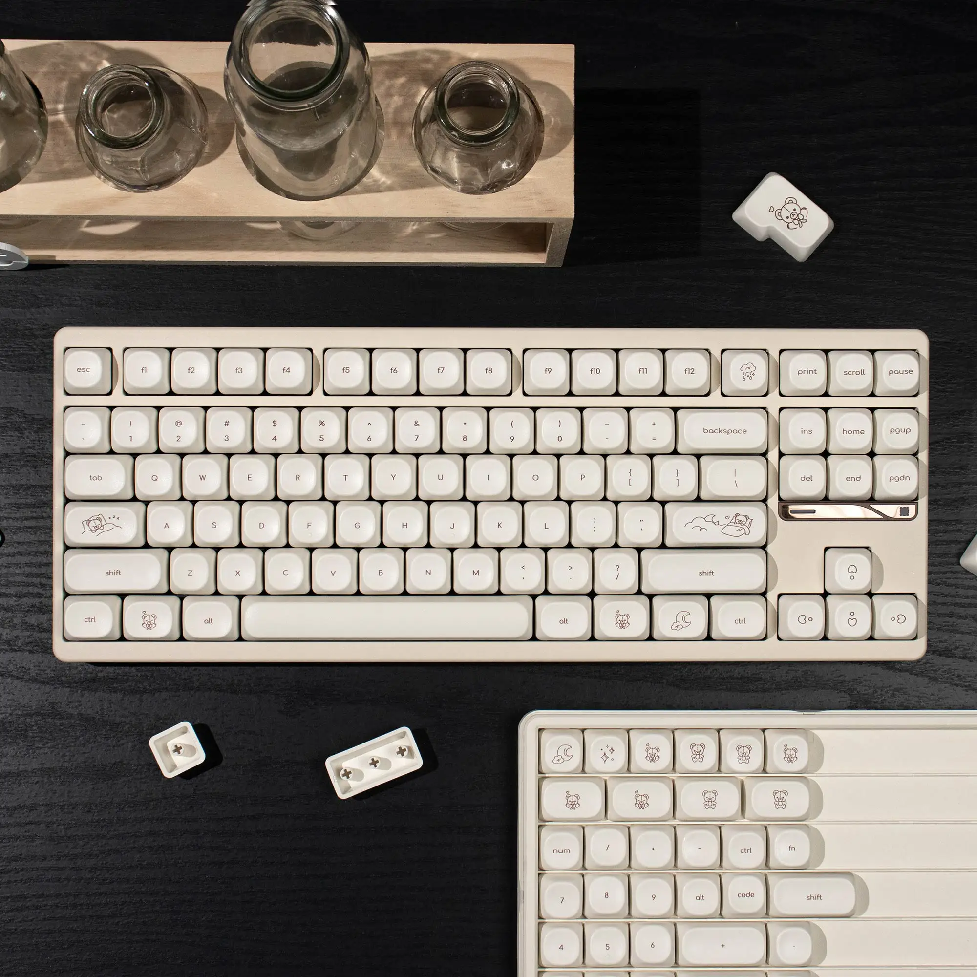 Cute Bear Keycap PBT Sublimation MOA Profile Round Ball Cap Simple Milky White Small Font Mechanical Keyboard Keycaps 125 Keys