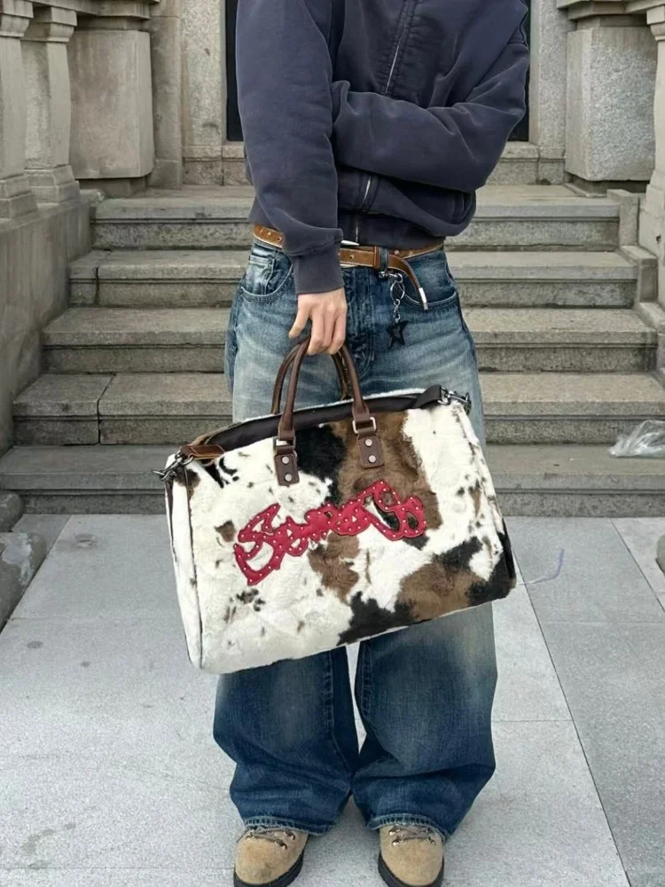 

Новая женская мягкая плюшевая повседневная сумка в стиле ретро, большая вместительная дорожная сумка-тоут, женская пушистая пушистая сумка из искусственной кожи