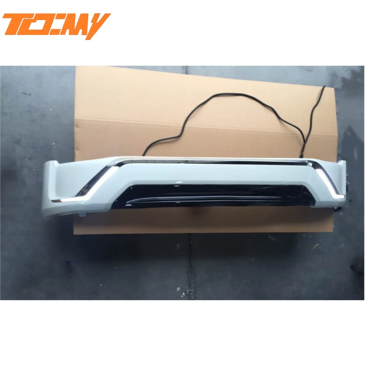 TDCMY Middle East Front and Rear Body Kit With Led Lamp for Toyota Land Cruiser LC200