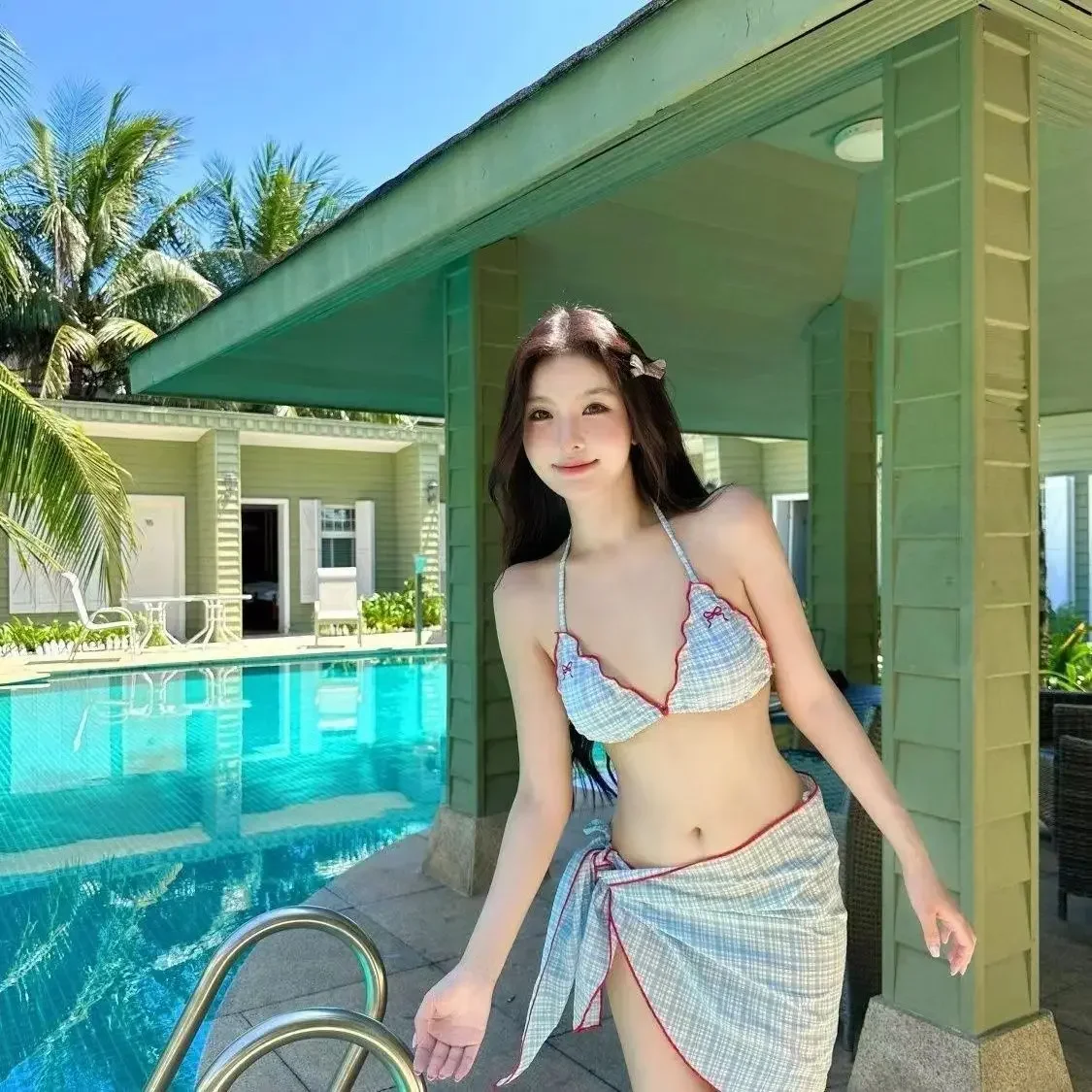 

Cute Girl's Plaid Bikini Set with Bowtie Three-piece Swimsuit Women's Fashionable Vintage Skirt Style Swimming Costume