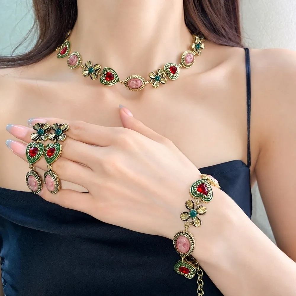 Court-style Vintage Metal Diamond-bordered Bohemia Collar Chain Luxury Flower and Heart Bracelet Earrings Jewelry Women's