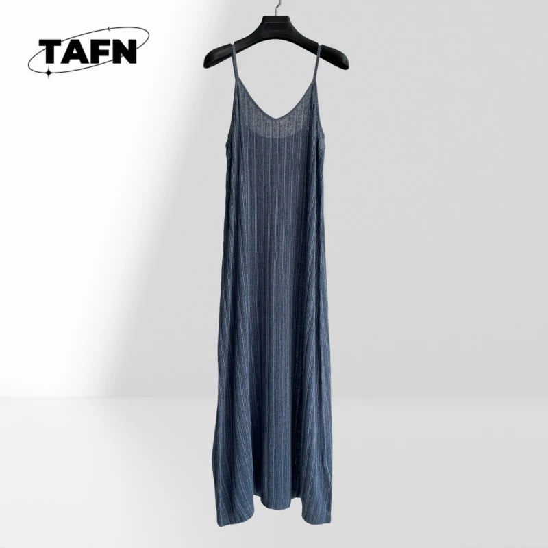 

High Street Simple Graceful Senior Niche Lightweight Skirt Set for Women, Perfect for Spring and Summer Outfits AF2413