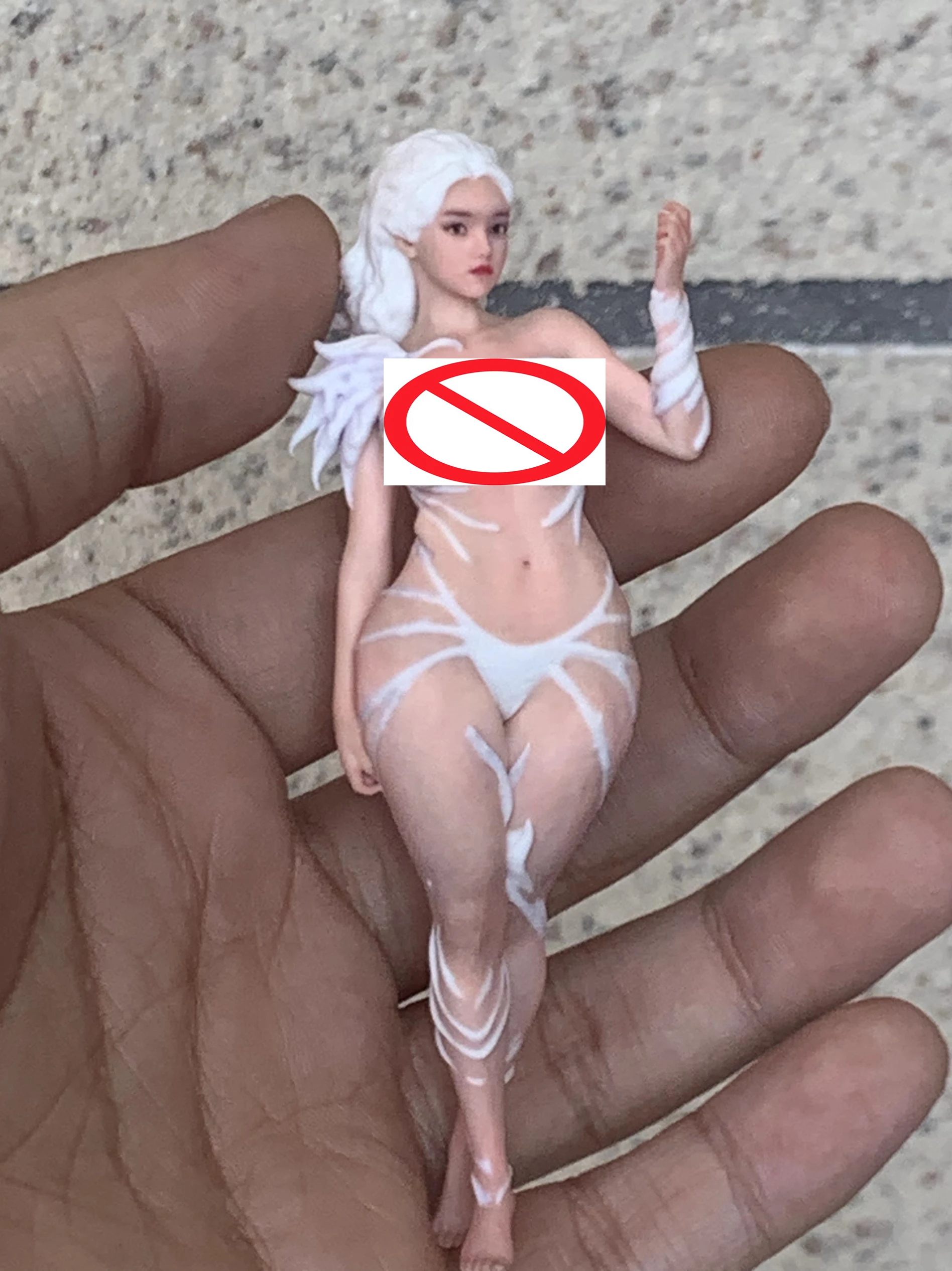 

GK 1/16 Scale Female Statue Hand Painted Resin Sexy Witch White Angel Sculpture Figure Car Model Mini Scene Toy DIY Gift