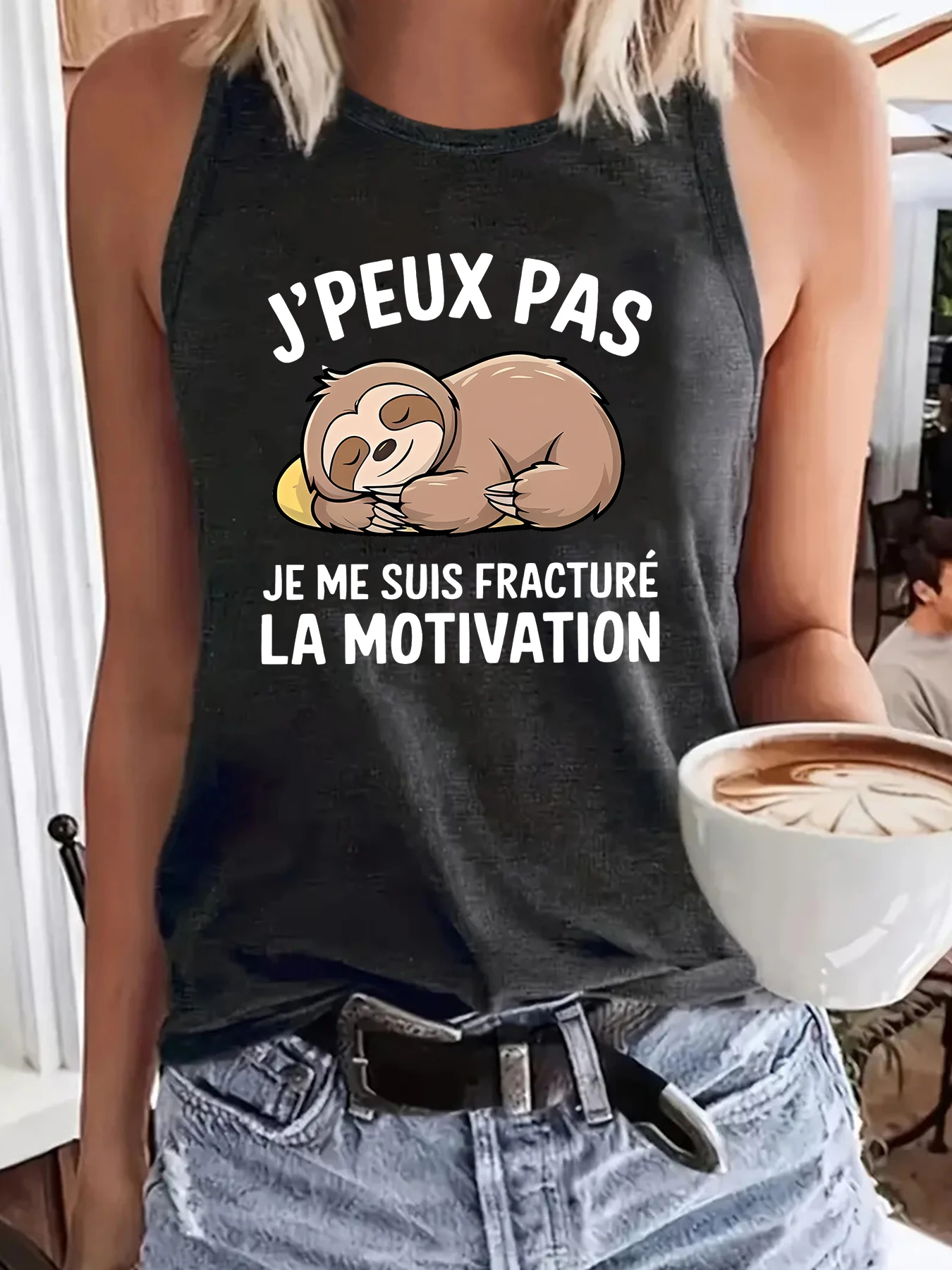 Women's round-neck sleeveless hurdle vest, with a fun French slogan of 