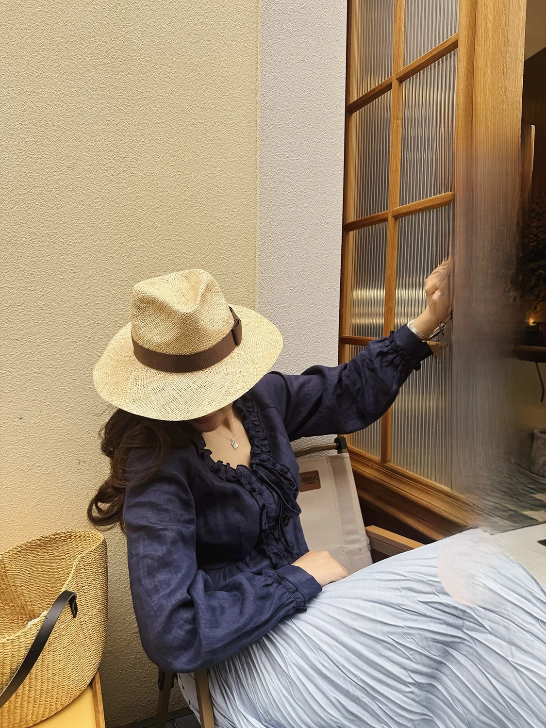 

Оригинальная льняная блузка Elwing с V-образным вырезом и длинным рукавом для женщин, летняя, свободного кроя, в стиле ретро, стройнящая, удобная, дышащая, повседневная.