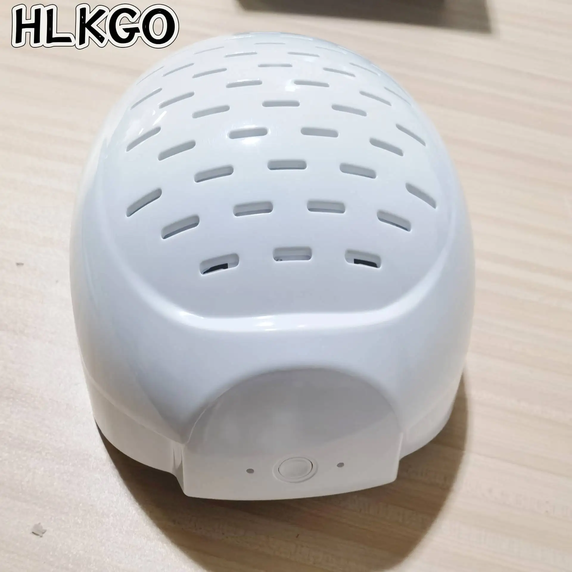 

Шапка для фототерапии с 300 диодами 650 нм красного света и массажером для кожи головы, усовершенствованная лазерная шапка для стимуляции роста волос и эффективного лечения выпадения волос