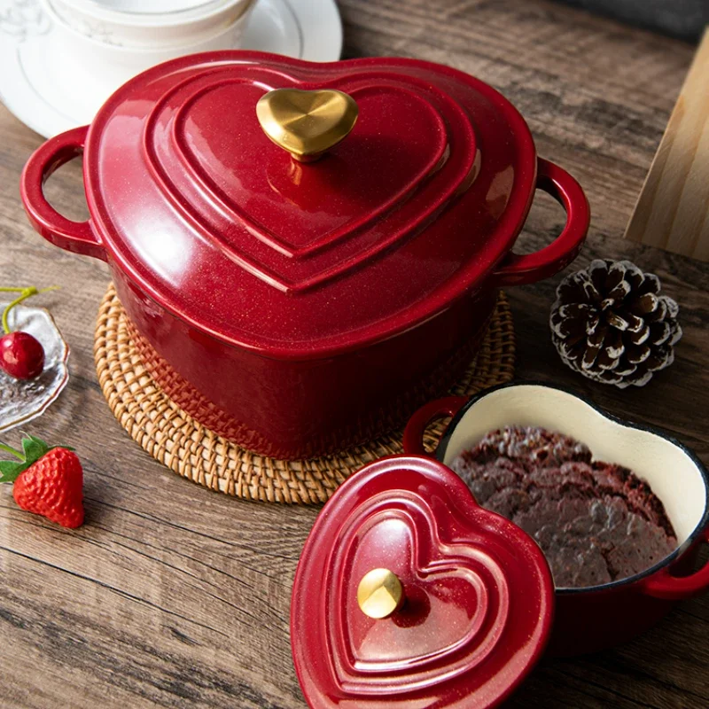 

Creative Petal Shaped Enamel Cast Iron Pots Heart-shaped Non-stick Pot Love Heat Storage and Heat Preservation Fish Cake Pot