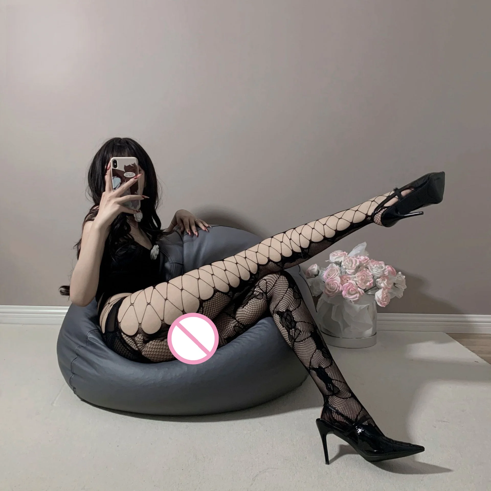 New Versatile Bold Seductive Stockings Retro Fishing Net Socks Black Side Mesh Rose Sexy Hollow Stockings Pantyhose Black Silk view 3