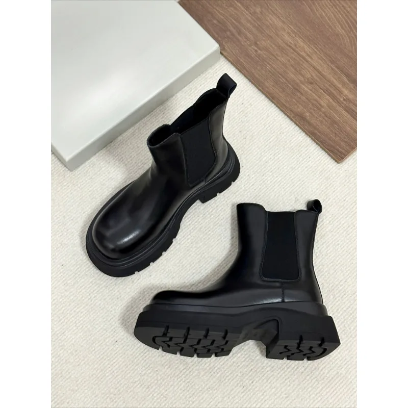 

2025 model of high-top design, round-top style - women's funnel-shaped boots, comfortable women's short boots