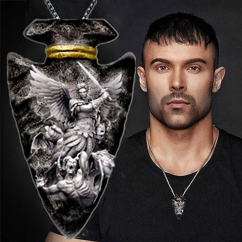 الموضة الإبداعية سانت مايكل الملاك قلادة مثلث قلادة الهيب هوب القلائد للرجال مجوهرات اكسسوارات هدية للذكرى السنوية