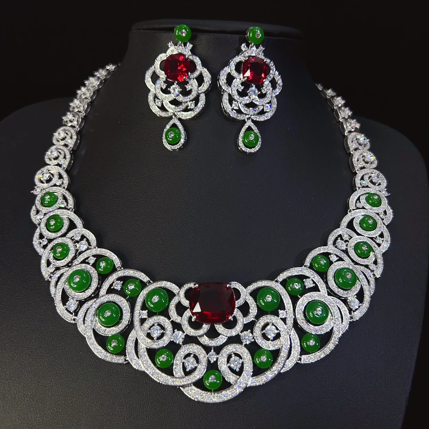 New Deluxe Sparkling Colorful Pearl Necklace and Earrings Suitable for Middle Eastern Women Wedding Bridal Ball Event Gift M1140