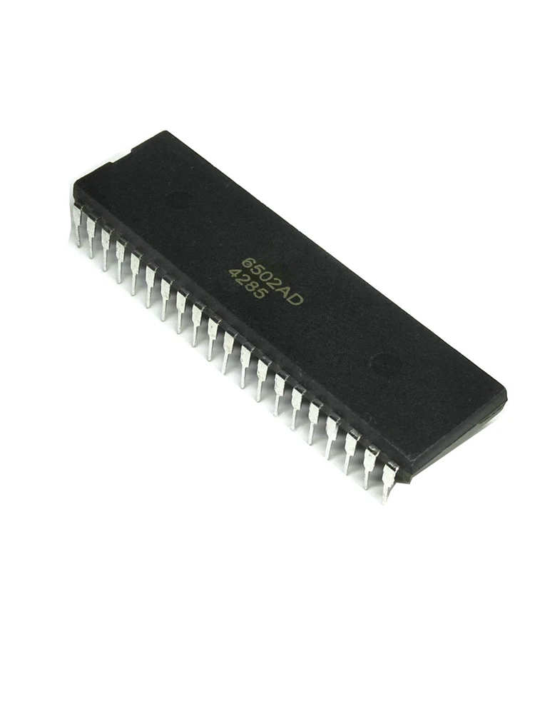 1 Stks/partij MOS6502 6502B Vintage procesor/procesor. 6502 MOS6502AD 6502AD Oude Cpu. DIP40 Ic i oryginalny w Voorraad