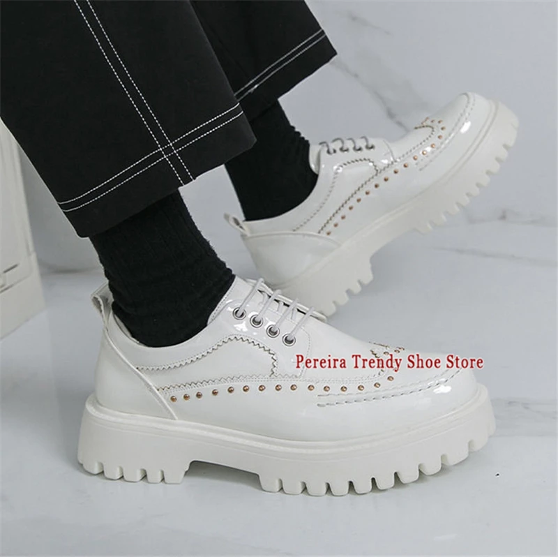 White Thick Soled Lace Up Derby Shoes for Men British Style Rivets Round Toe Business Casual Shoes Trendy Party Banquet Shoes