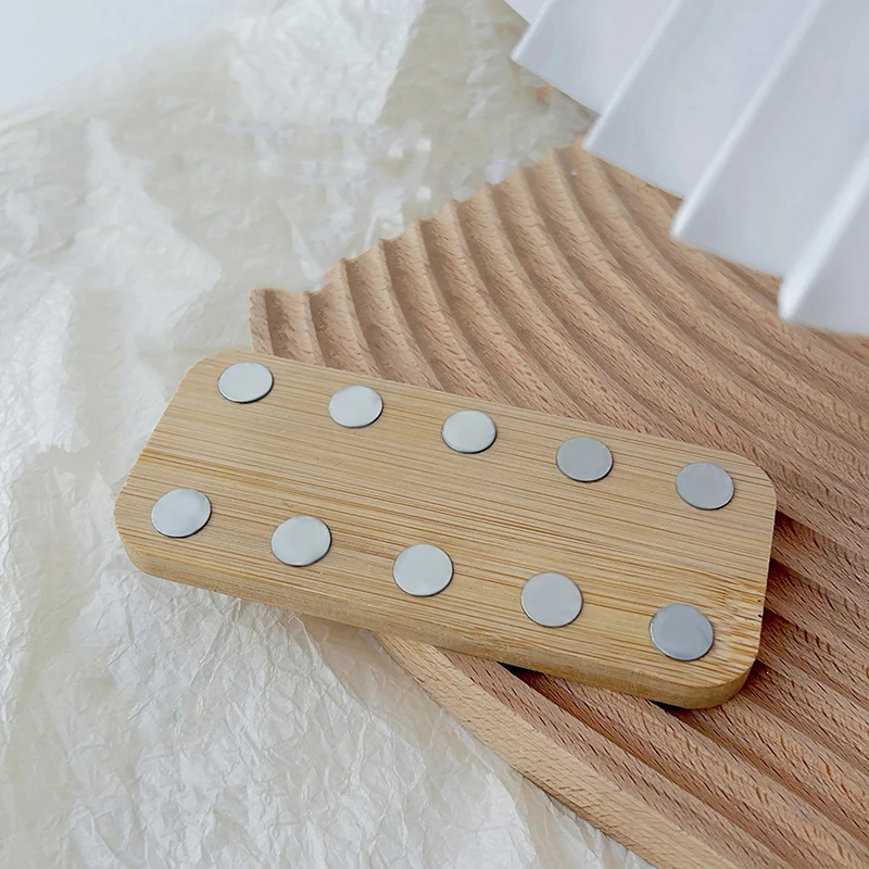 ダブルロー10グリッド木製ネイル練習スタンド ネイルディスプレイスタンドセット マグネットネイルチップ練習ホルダー マニキュアツール