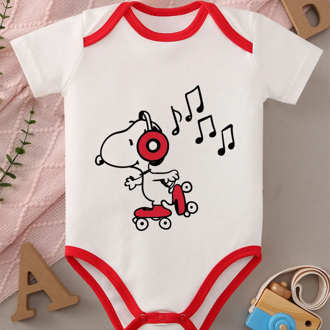 

MINISO Snoopy Cute Print 100% Cotton Soft Baby Jumpsuit Best Gift for My Honey Baby Onesie Bodysuit for 0 To 12 Months Newborn