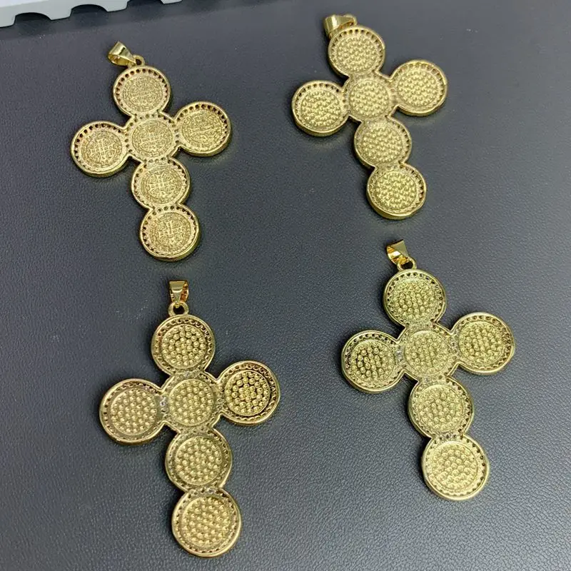 Colgantes de Cruz de Nuestra Señora de Guadalupe, joyería religiosa de moda, dijes de Jesús chapados en Metal dorado para collar, accesorios