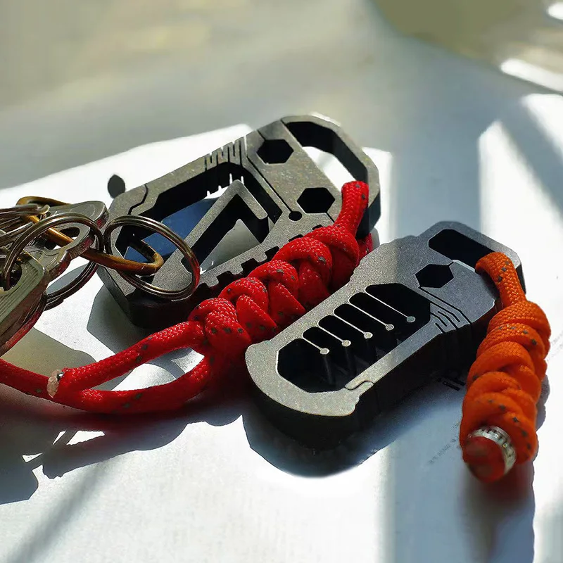 신형 키체인 티타늄 합금 고탄성 자동차 키체인 프레스 튜닝 포크 EDC 소형 도구 배치 헤드 설치 가능