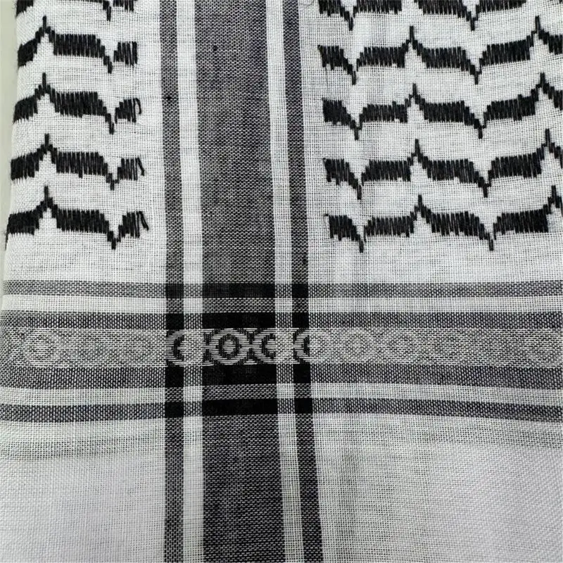

652F Middle Eastern Keffiyeh Scarf Comfortable Breathable Jacquard Shemagh Head Scarf for Fashion Enthusiasts Everyday Wear
