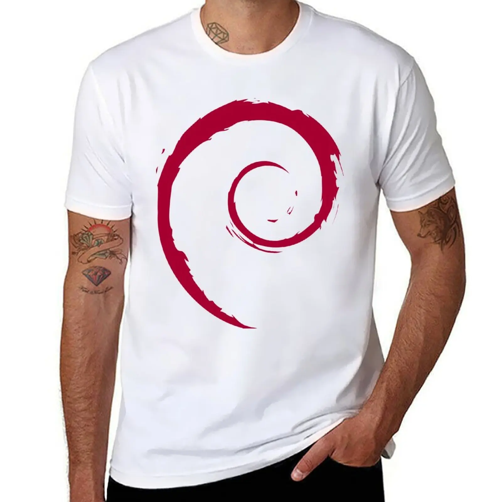 Debian هو نظام تشغيل وتوزيع للبرمجيات المجانية. تي شيرت رجل تي شيرت فاخر تي شيرت رجل مصمم تي شيرت #2