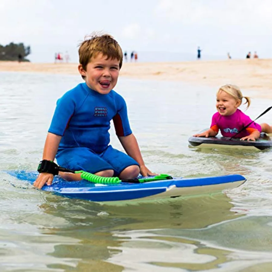 Toddler spring wetsuit for water sports neoprene material black color 2mm thickness with back zip and short sleeve design