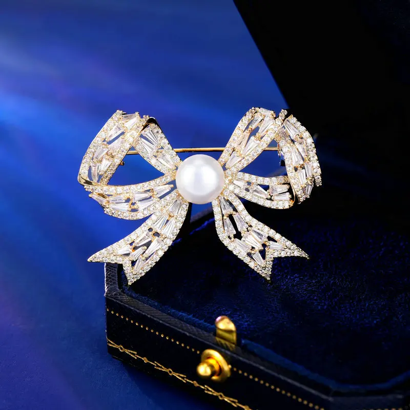 High-end and elegant clothing, corsages, women's fixed clothes, brooches, freshwater pearl bow brooches
