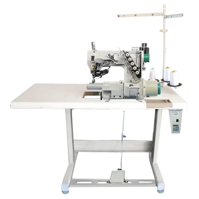 

720 small mouth interlock sewing machine, automatic thread cutting, three needles and five threads, sewing machine cuff neckline
