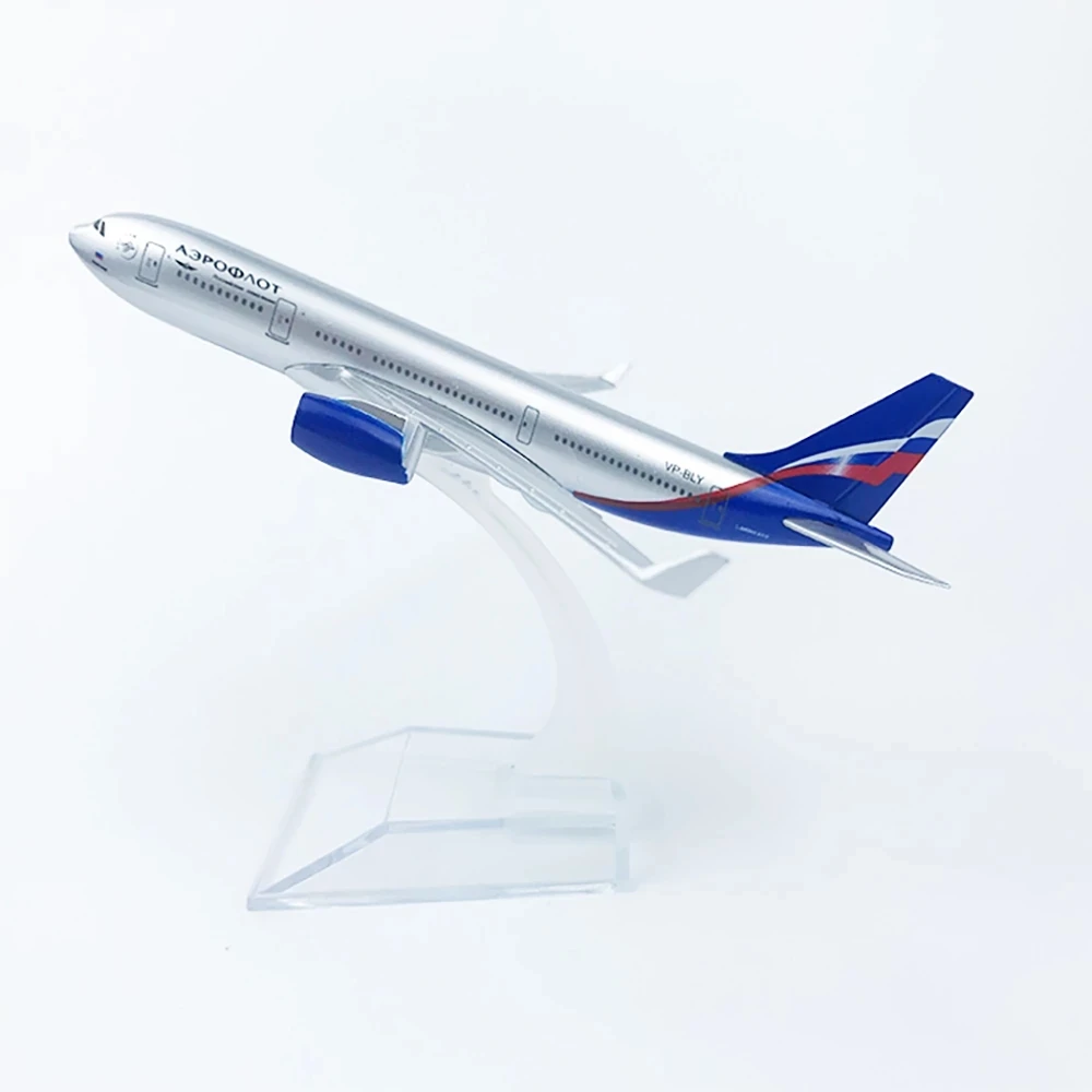 16cm 1/400 Scale Planes A330 Series Alloy Model Aircraft Miniature Airplane Diecast For Aviation Static Collection With Stand