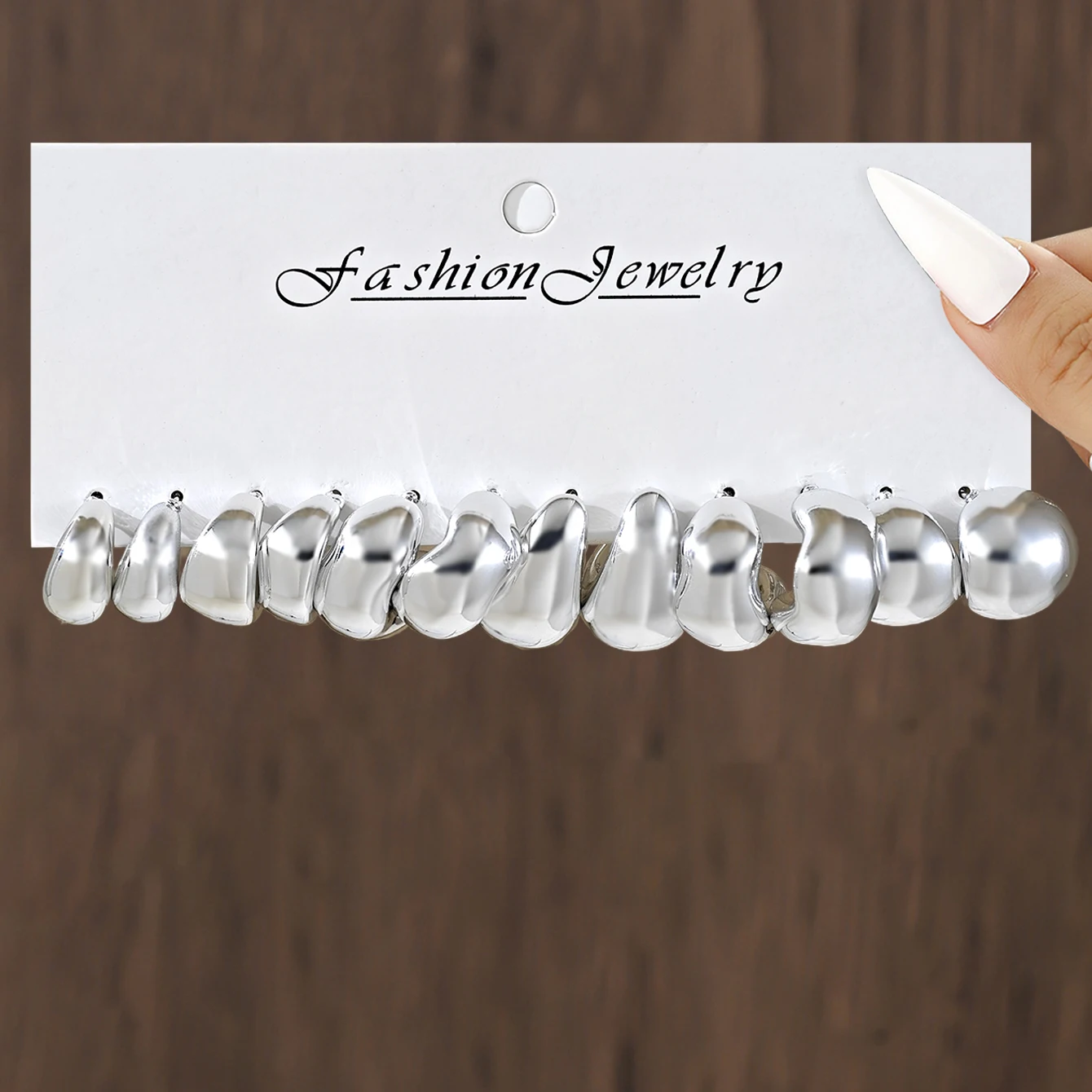 Womens Retro Personalized Creative CCB Earrings Large Set Minimalist Versatile Geometric C Shaped Earrings Studs