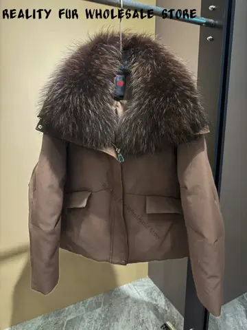 Women's Down Jacket with Fur Collar Ultra Warm Genuine Fur Zipper Closure Pockets Short Length Casual Outerwear Windproof